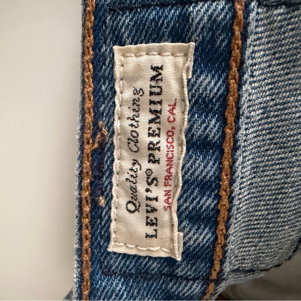 Levi’s women’s wedgie straight ankle jeans - Picture 6 of 7